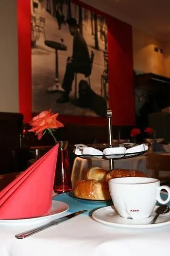 Hotel Little Paris Франкфурт-на-Майне