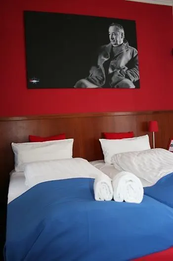 Hotel Little Paris Франкфурт-на-Майне